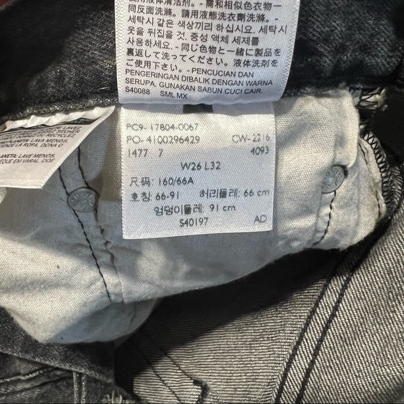 LEVI’S 501 CT DIY Cut-Off Jean Shorts - Picture 5 of 5